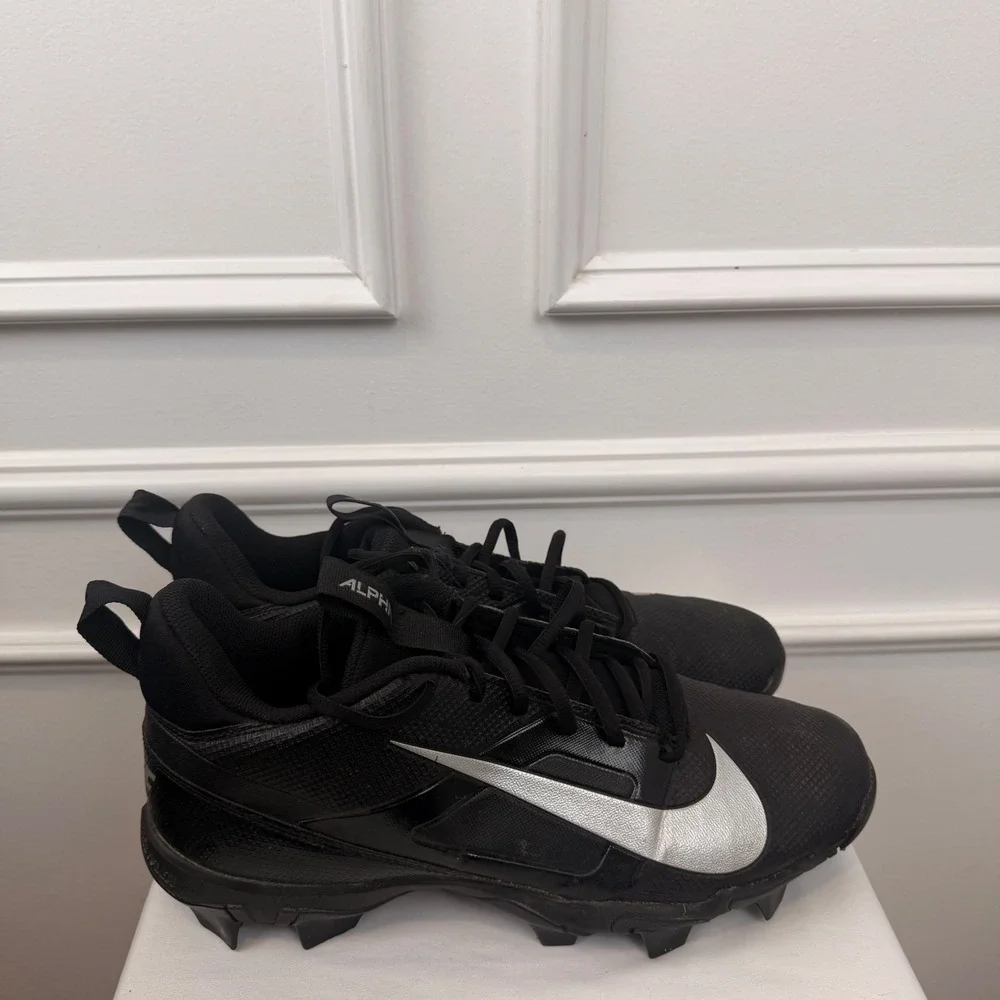 Nike alpha menace